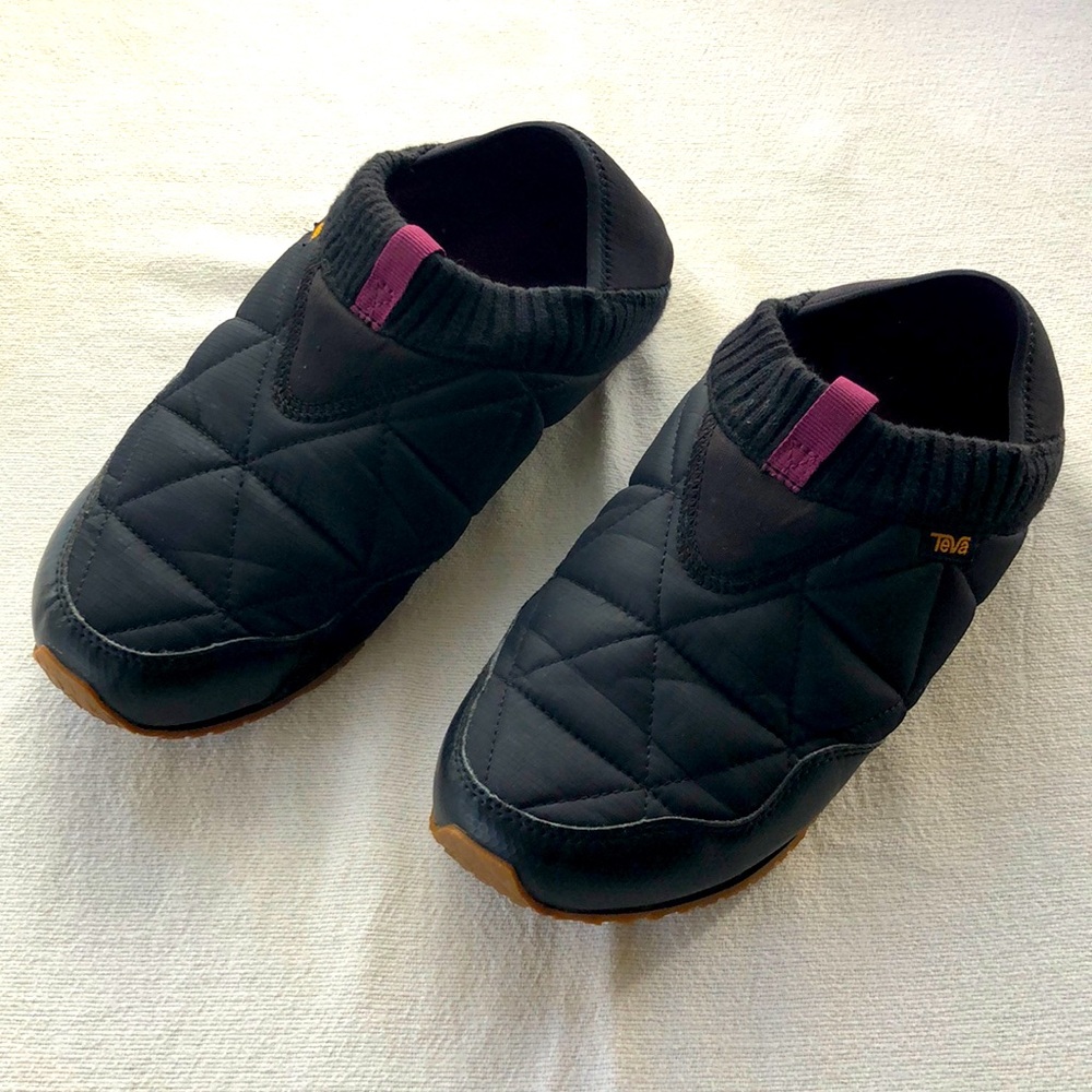 Teva Black Quilted Slip-On Slippers with Magenta Accent